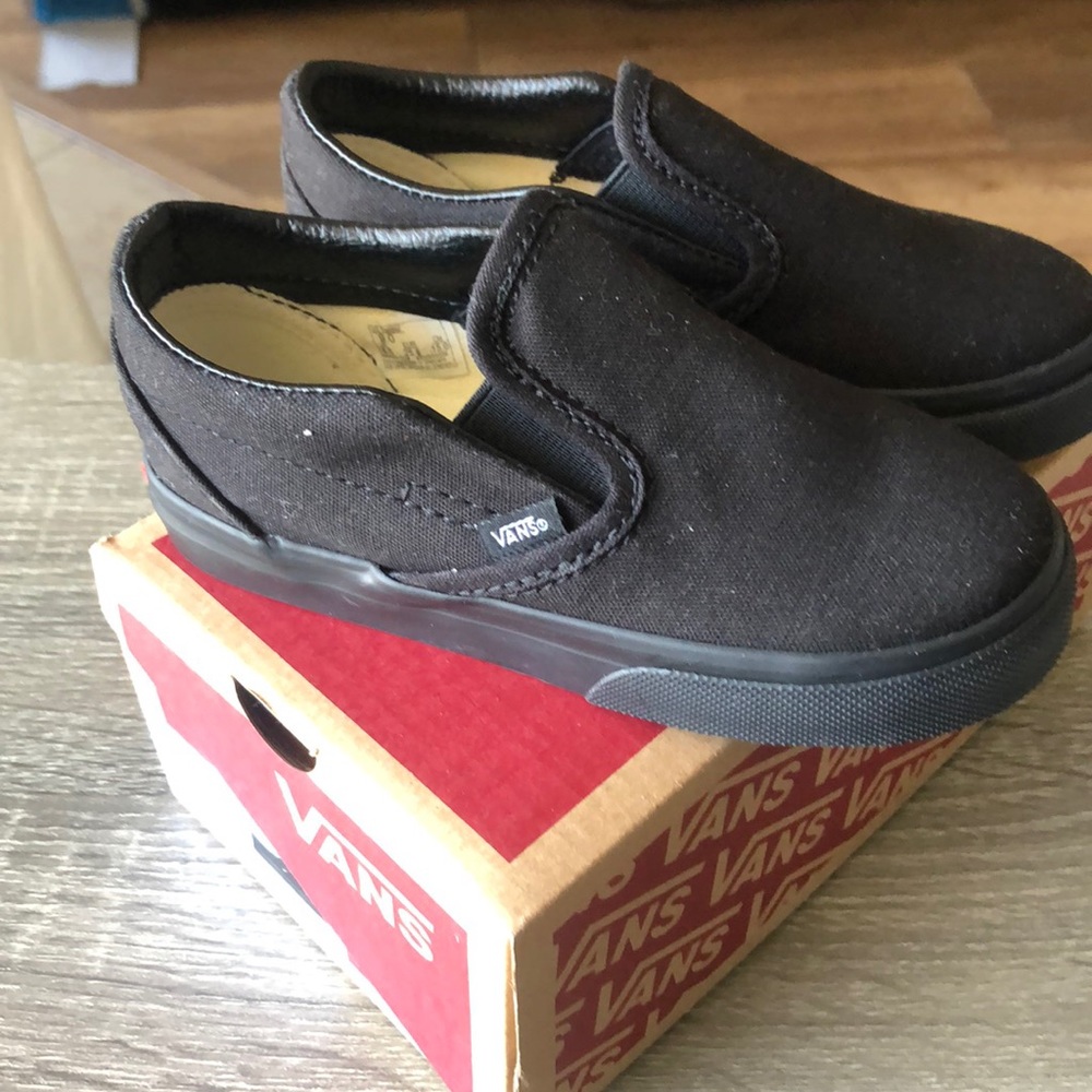 Brand new vans slip on shoes